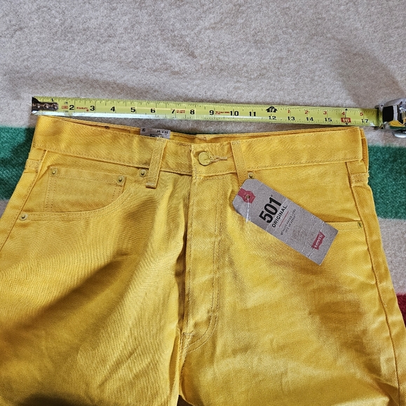 Levi's 501 Yellow Jeans NWT - Picture 2 of 16